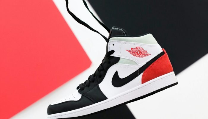 ryan-plomp-76w_eDO1u1E-unsplash